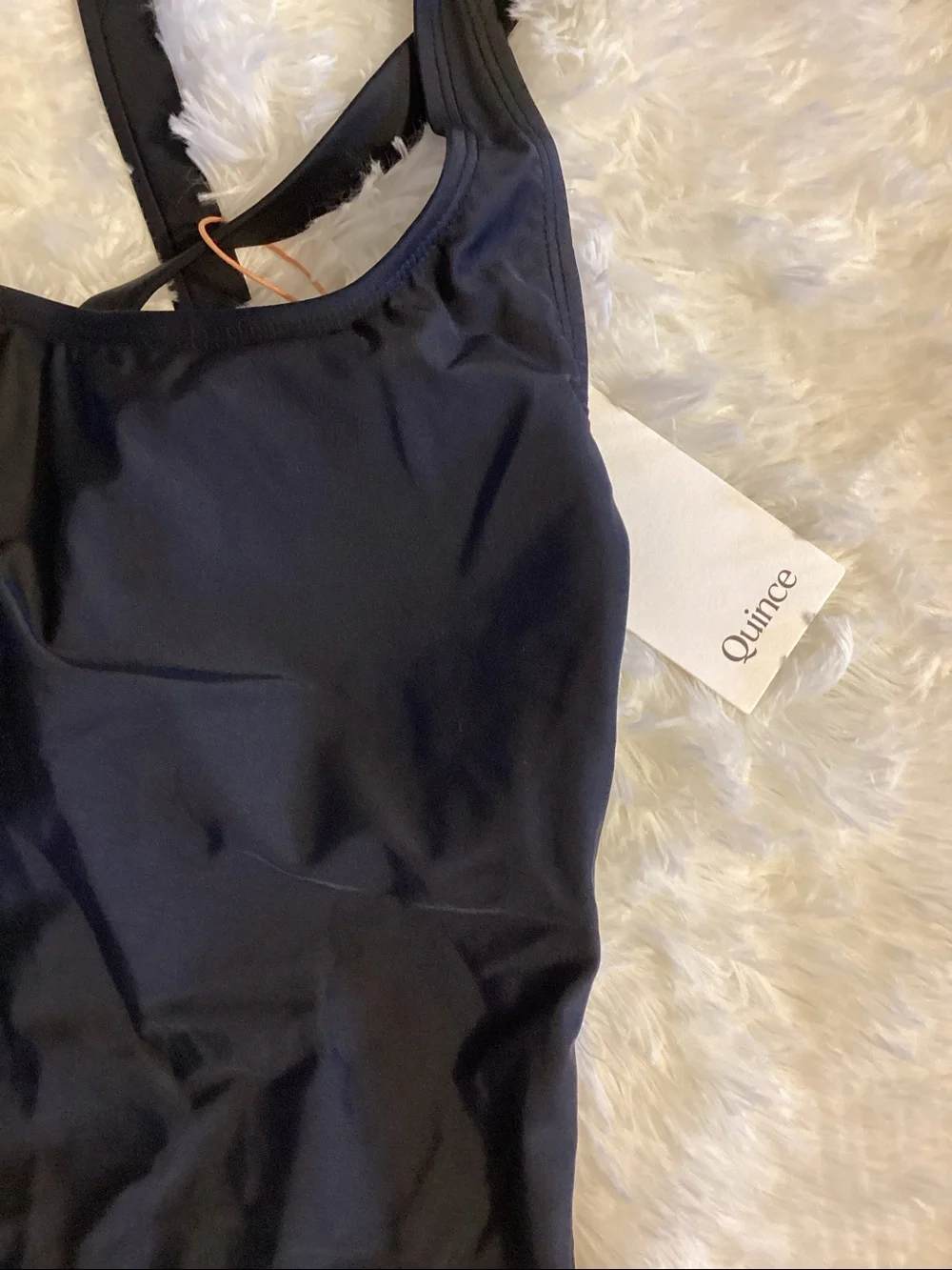 Quince Italian Crossback One-Piece Swimsuit in black. Women’s size medium 🌴NEW🌴